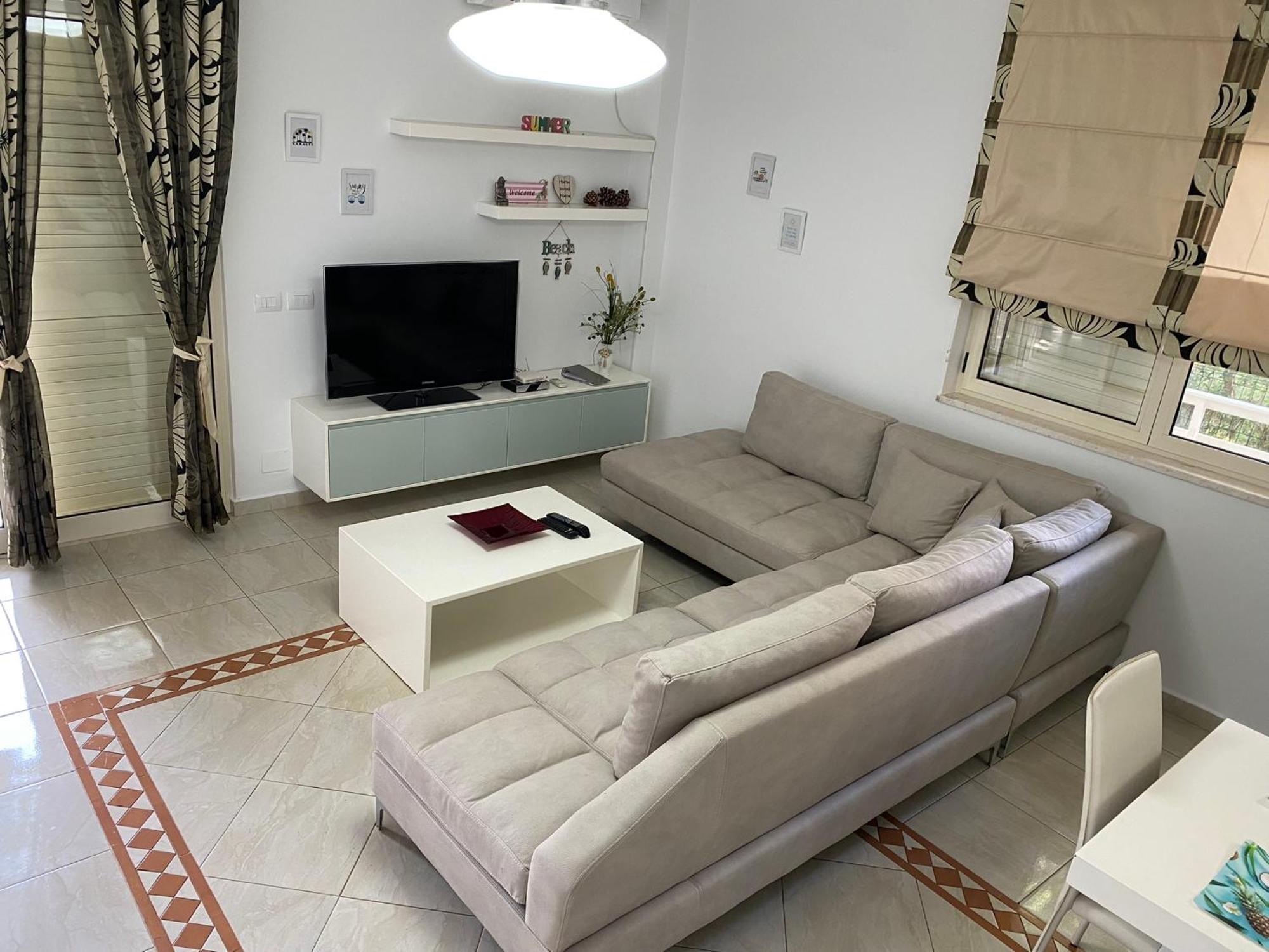 A Cozy Duplex In The Lalzi Bay Villa ดูร์เรส ภายนอก รูปภาพ